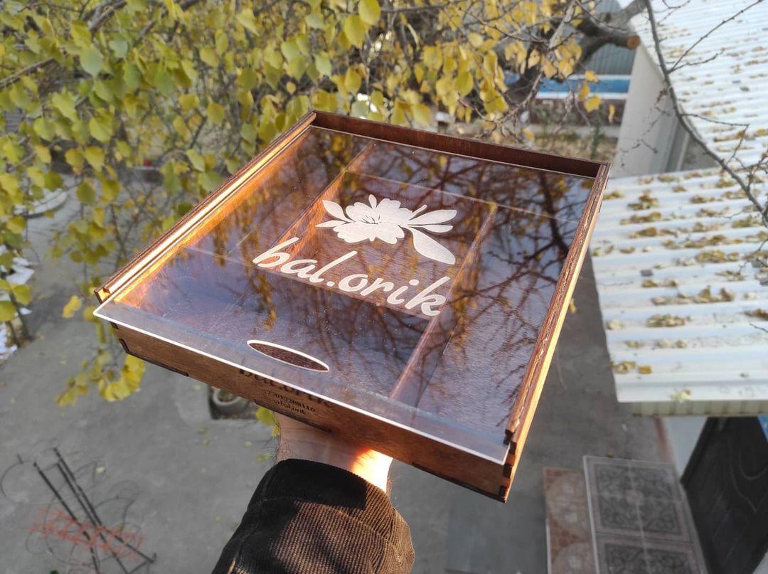 Коробка с логотипом на заказ из фанеры