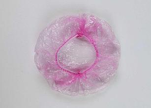 Шапочка полиэтиленовая однороазовая, прозрачная, уп. 100 шт. РОЗОВАЯ