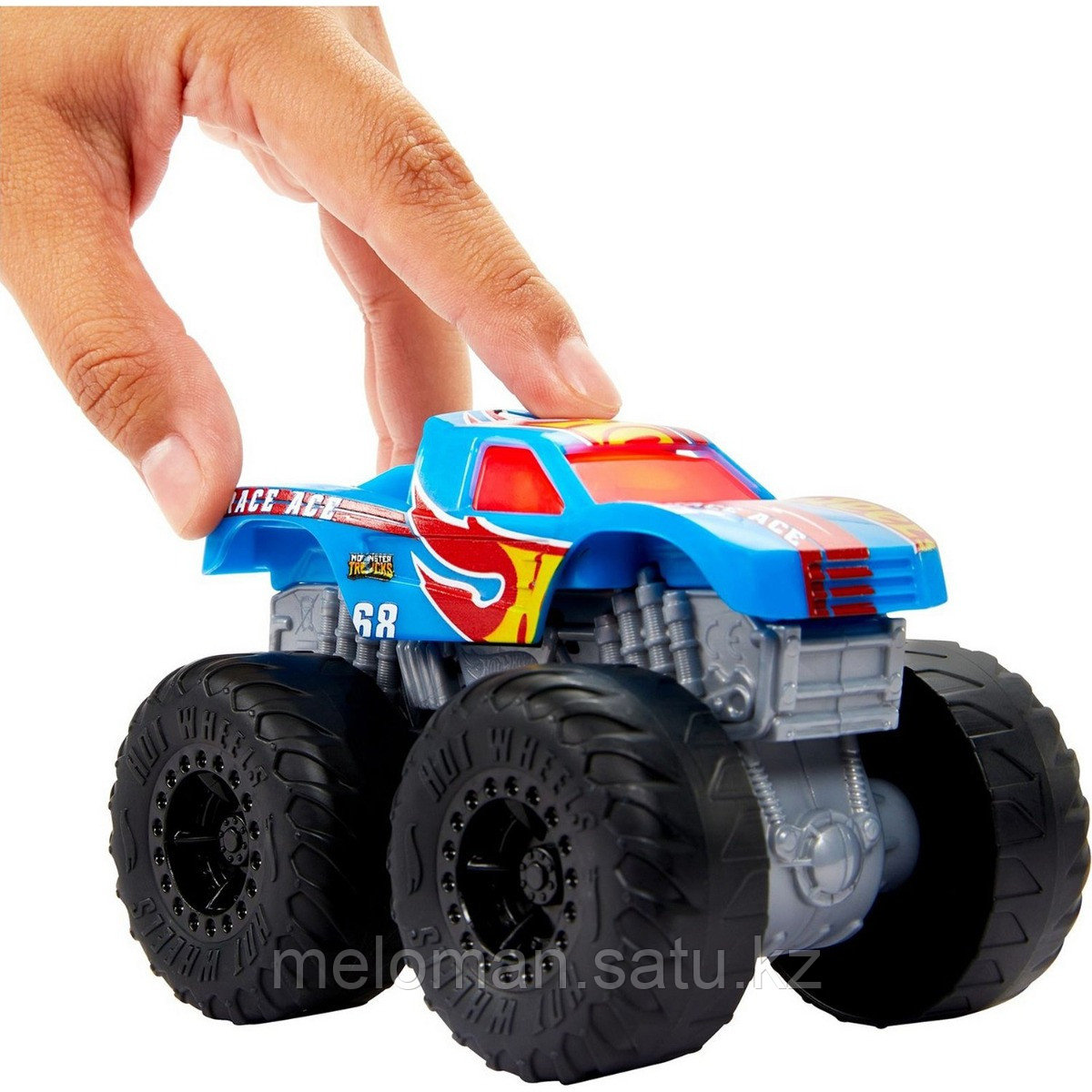 Hot Wheels: Monster Trucks. 1:43 машина со светом и звуком - Race Ace - фото 4 - id-p99923011