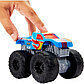 Hot Wheels: Monster Trucks. 1:43 машина со светом и звуком - Race Ace, фото 4