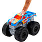 Hot Wheels: Monster Trucks. 1:43 машина со светом и звуком - Race Ace, фото 5
