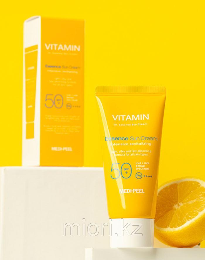 Витаминный солнцезащитный крем Medi-Peel Vitamin Dr. Essence sun cream - фото 3 - id-p99981563