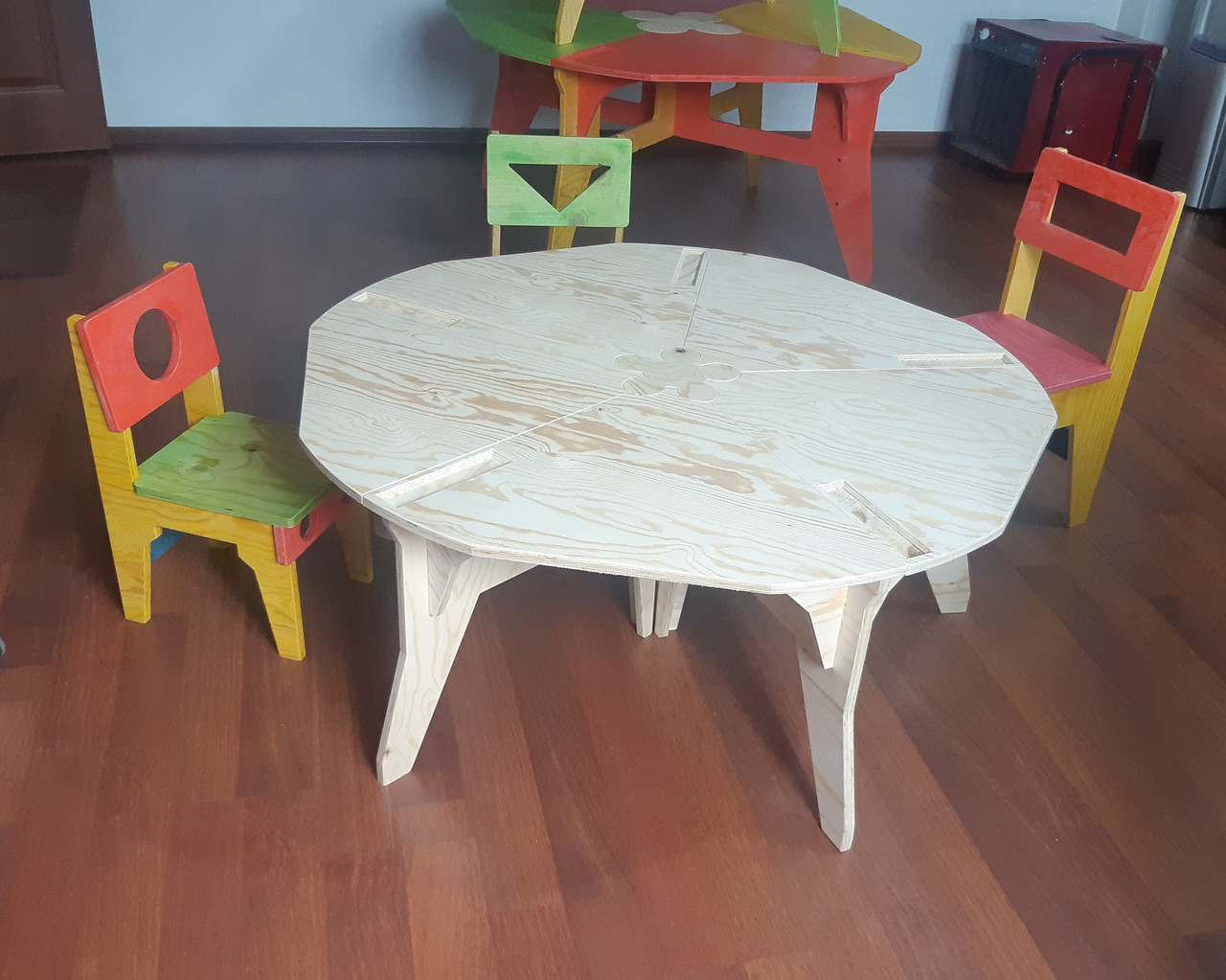 Детский стул-стол в Алматы - фото 2 - id-p100111559