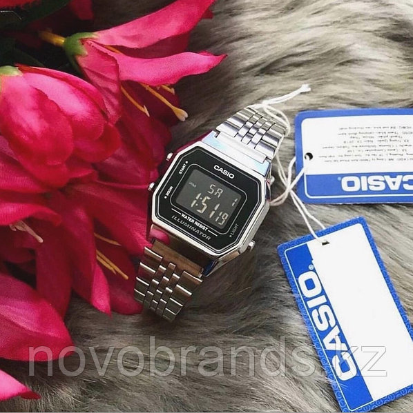 Casio Retro LA680WA 1B Casio