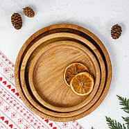 Набор дубовых деревянных тарелок и подсвечник, фото 3