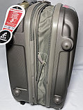 Маленький пластиковый дорожный чемодан на 4-х колесах "Ambassador'. Высота 56 см, ширина 35 см, глубина 25 см., фото 6