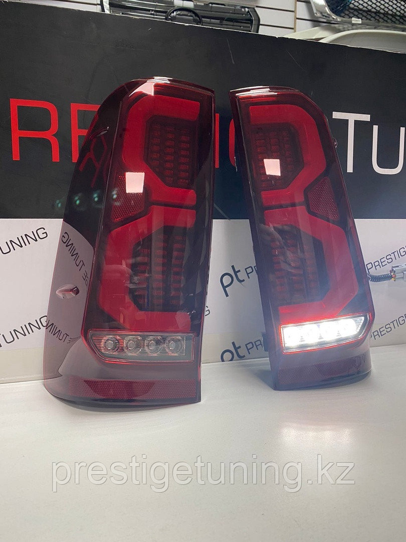 Задние фонари на Hilux 2005-15 дизайн 21 (Красный цвет) - фото 7 - id-p99334994