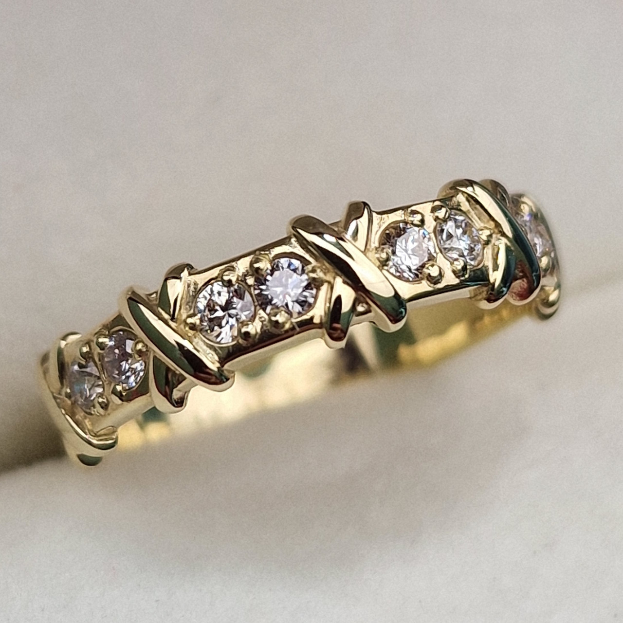 Золотое кольцо с бриллиантом 0.26Сt SI1/J, VG - Cut
