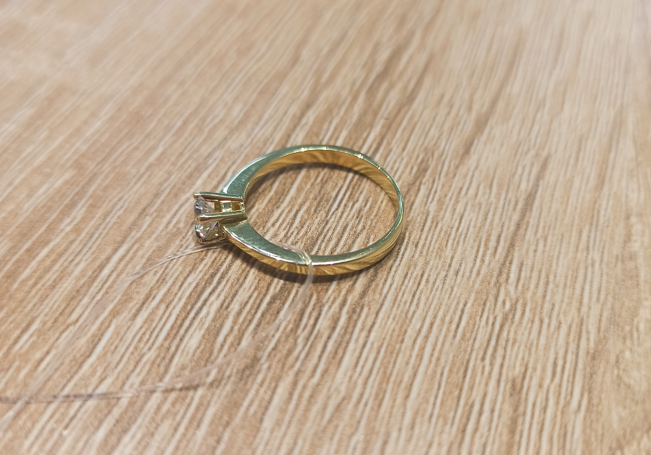 Кольцо с фианитом / жёлтое золото - 17 размер (Шоурум) - фото 4 - id-p100369088