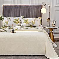 Комплект постельного белья двуспальный: махровое покрывало-плед и простынь с наволочками из хлопка