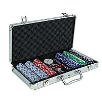 Покер в металлическом кейсе на 300 фишек
