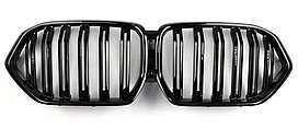 Решетка радиатора на X6 (G06) 2019-по н.в тюнинг ноздри дизайн X6M (Черный глянец)