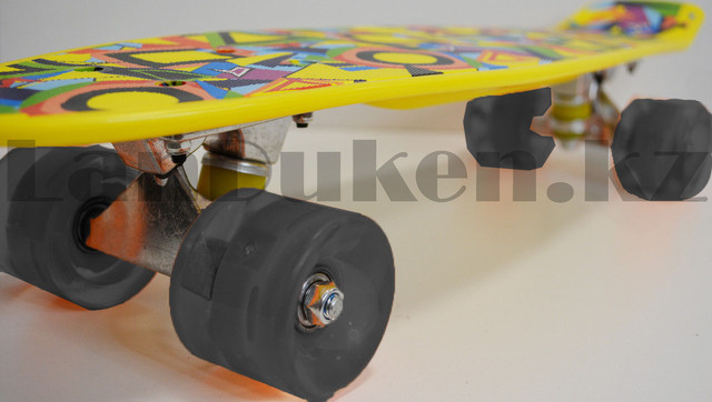 Penni bord podrostkovyj 56*15 Penny Board s gelevymi svetyashchimisya prozrachnymi kolesami goluboj