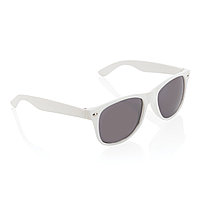 Солнцезащитные очки UV 400, белый; черный, Длина 14,5 см., ширина 4,7 см., высота 2,7 см., диаметр 0 см.,