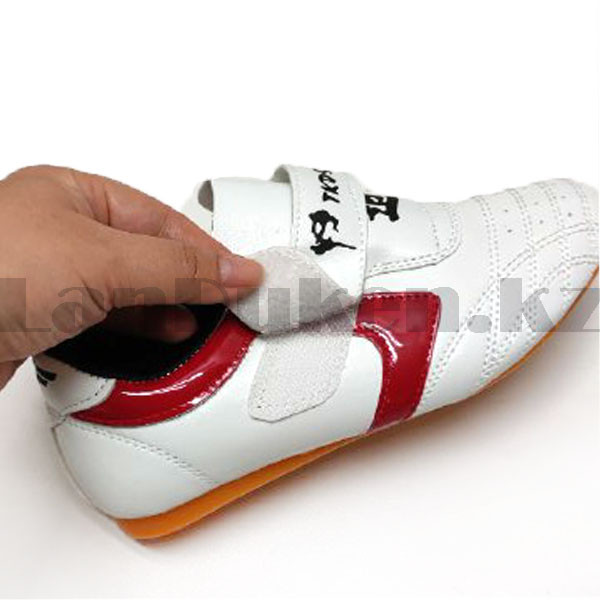 Обувь для тхэквондо (соги/степки) Tkdshoes на липучке размеры 34-38 красно-белые - фото 6 - id-p94679334