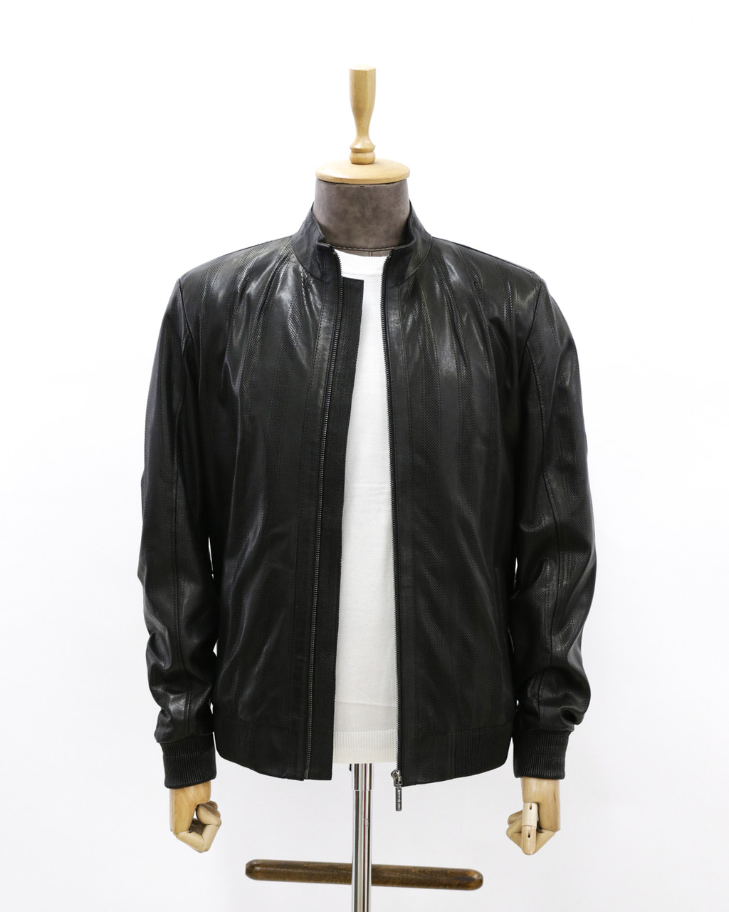 Мужская кожаная куртка «UM&H 16186146» черная
