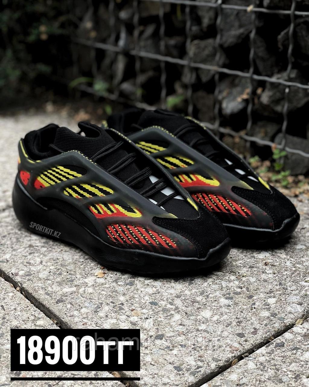 Крос Adidas Yeezy 700 чвн разноц 101-6