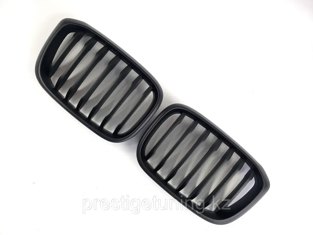 Решетка радиатора на BMW X3 (G01) 2017-21 тюнинг ноздри (Черный цвет) - фото 3 - id-p100495246