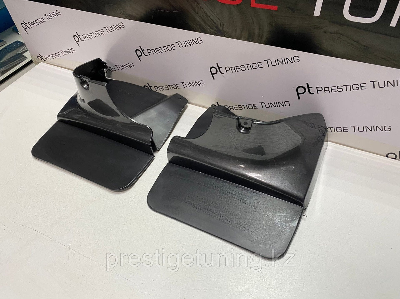 Брызговики задние (крашенные) на Land Cruiser Prado 120 2003-09, фото 1