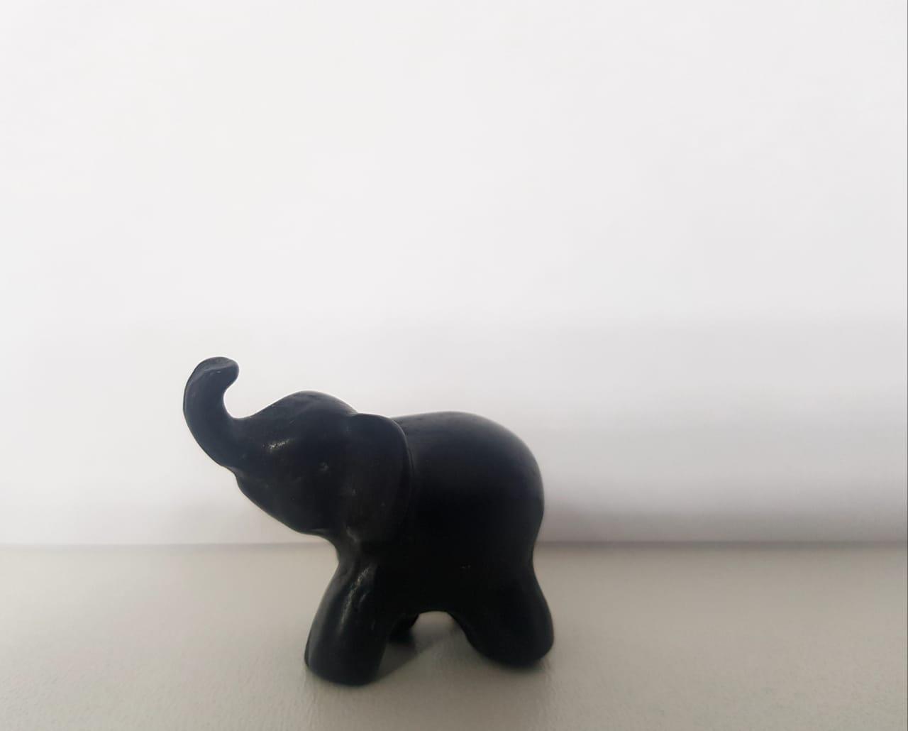 Слоник миниатюрный,каменный, Шри Ланка