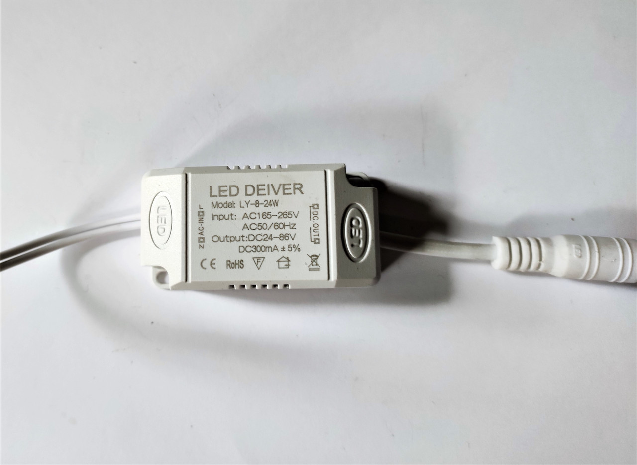 LED драйвер для светильника 300mA DC24-86V 24W на 220 В