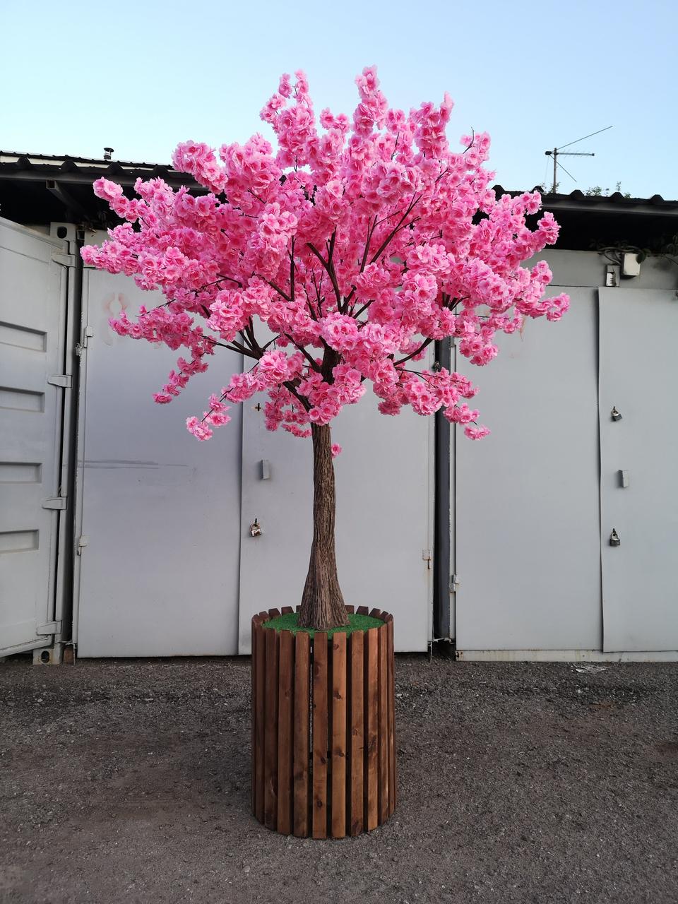 Искусственные деревья в горшках в Алматы