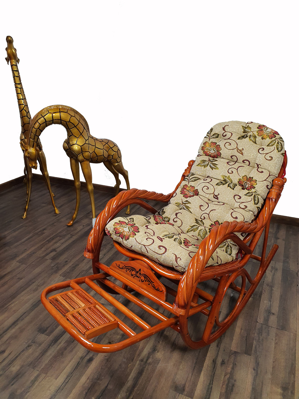 Кресло качалка из ротанги (плетен.), фото 1