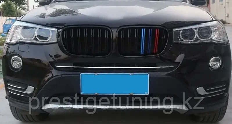 Решетка радиатора на BMW X3 (F25) 2014-17 тюнинг ноздри дизайн M (Черный цвет+M Color) - фото 4 - id-p100501680