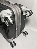 Средний пластиковый дорожный чемодан на 4-х колёсах'FASHION". Высота 66 см, ширина 42 см, глубина 28 см., фото 6