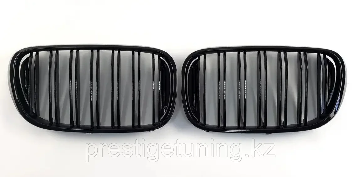 Решетка радиатора на BMW 7-серия (G11/G12) 2015-19 тюнинг ноздри дизайн M (Черный цвет)