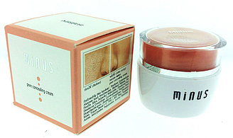 Крем для сужения пор кожи лица Mistine Minus Pore Concealing Cream, 4 мл,. Таиланд