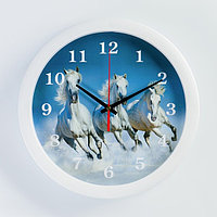 Часы настенные, серия: Животный мир, "Тройка лошадей", плавный ход, d=28 см
