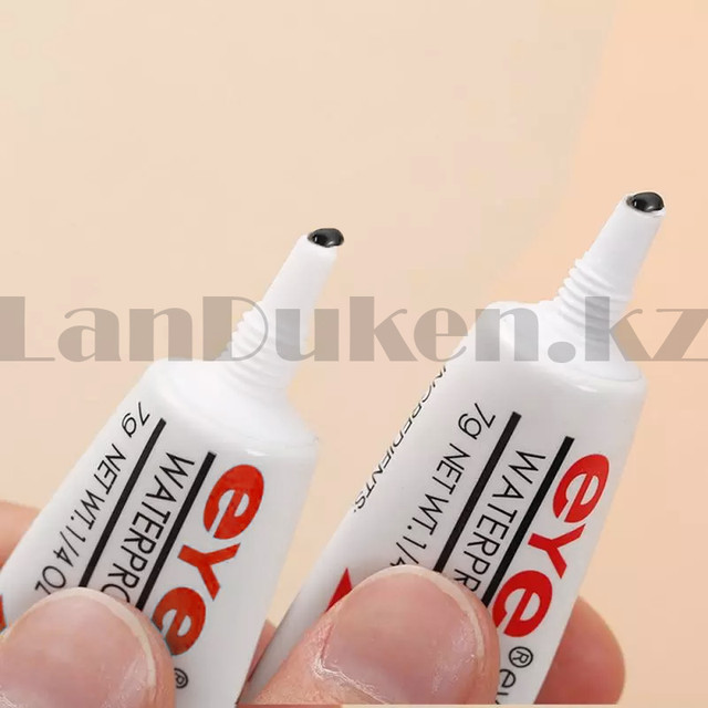 Klej dlya nakladnyh resnic bescvetnyj EYELASH GLUE