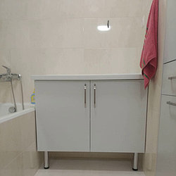 Тумба и шкаф в ванную