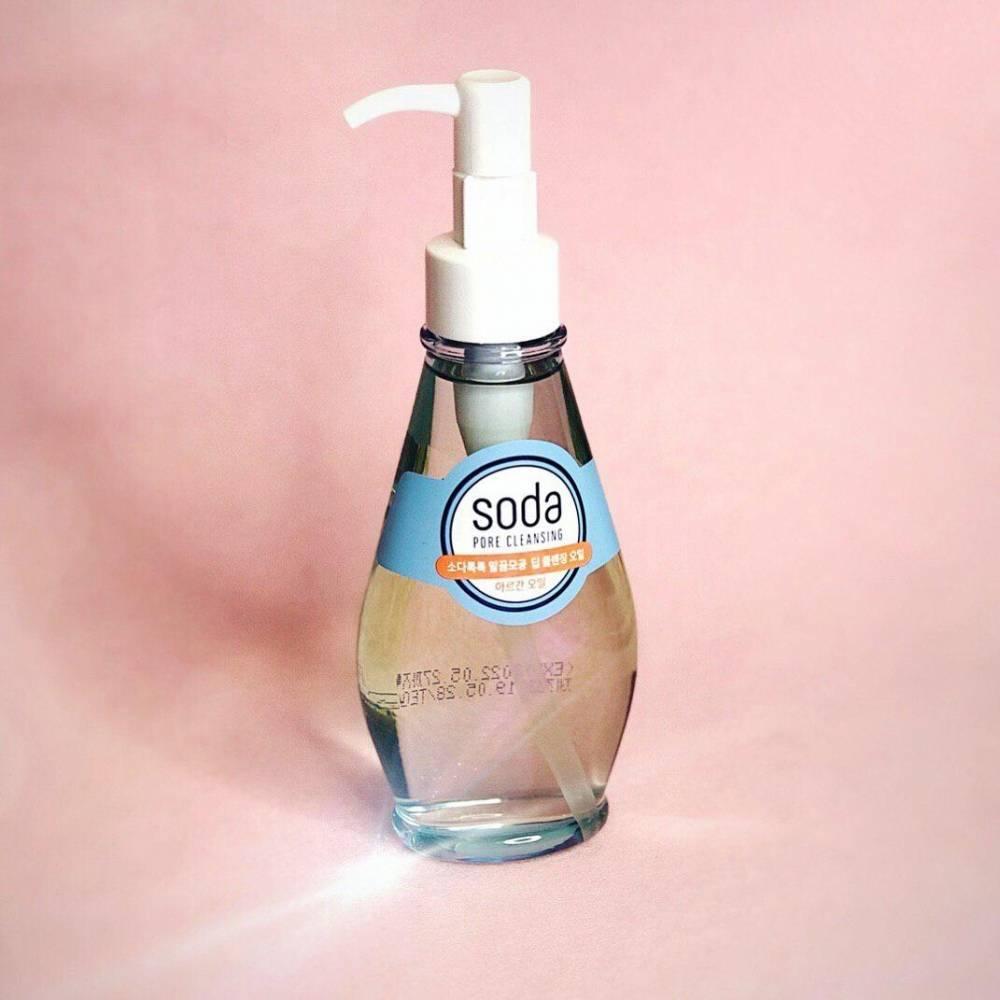 Глубоко очищающее гидрофильное масло для жирной кожи Holika Holika Soda Pore Cleansing B.B Deep Cleansing Oil