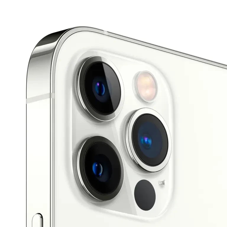 Смартфон Apple iPhone 12 Pro 256Gb серебристый 2Sim - фото 3 - id-p100663427