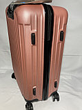 Средний пластиковый дорожный чемодан на 4-х колесах "Longstar'. Высота 64 см, ширина 41 см, глубина 26 см., фото 7