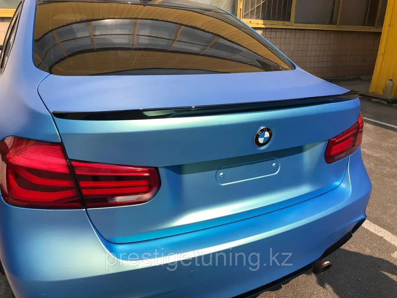 Задние фонари на BMW 3-серия (F30) 2011-16 в стиле Рестайлинг - фото 8 - id-p100682937