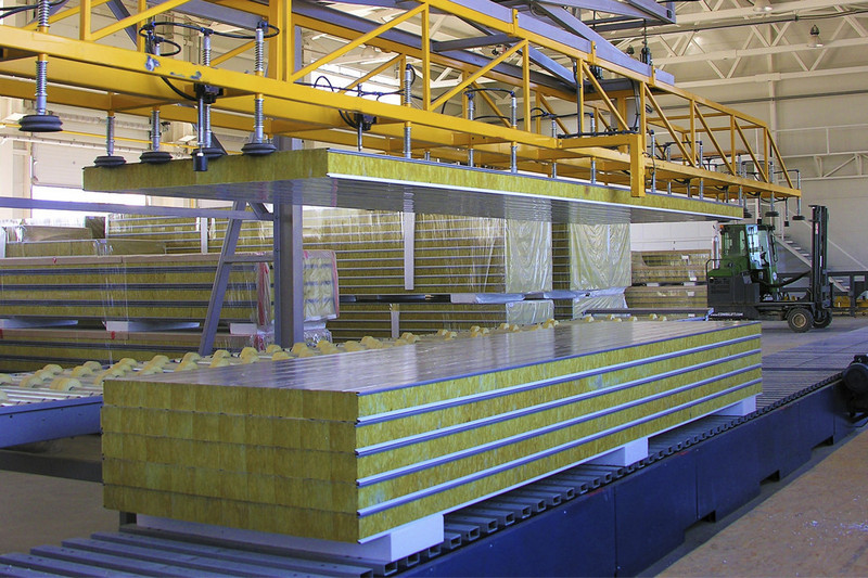 производители бетонных стеновых панелей. бортоснастка для жби. завод стеновых панелей. магнитная опалубка для производства жби. жб панель 17эп4и.