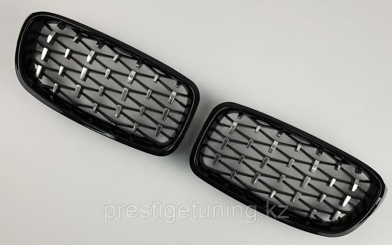 Решетка радиатора на BMW 3-серия (F30) 2011-18 стиль DIAMOND (Черный ...