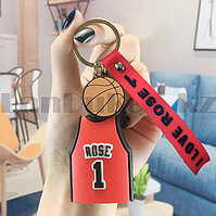 Брелок подвеска на сумку и ключи Bulls красный