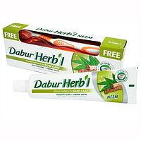 Зубная паста с нимом Dabur Herbal Tooth Paste-Neem 150 гр.+ зубная щетка