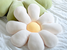 Декоративная подушка "Ромашка", белая, 36 см