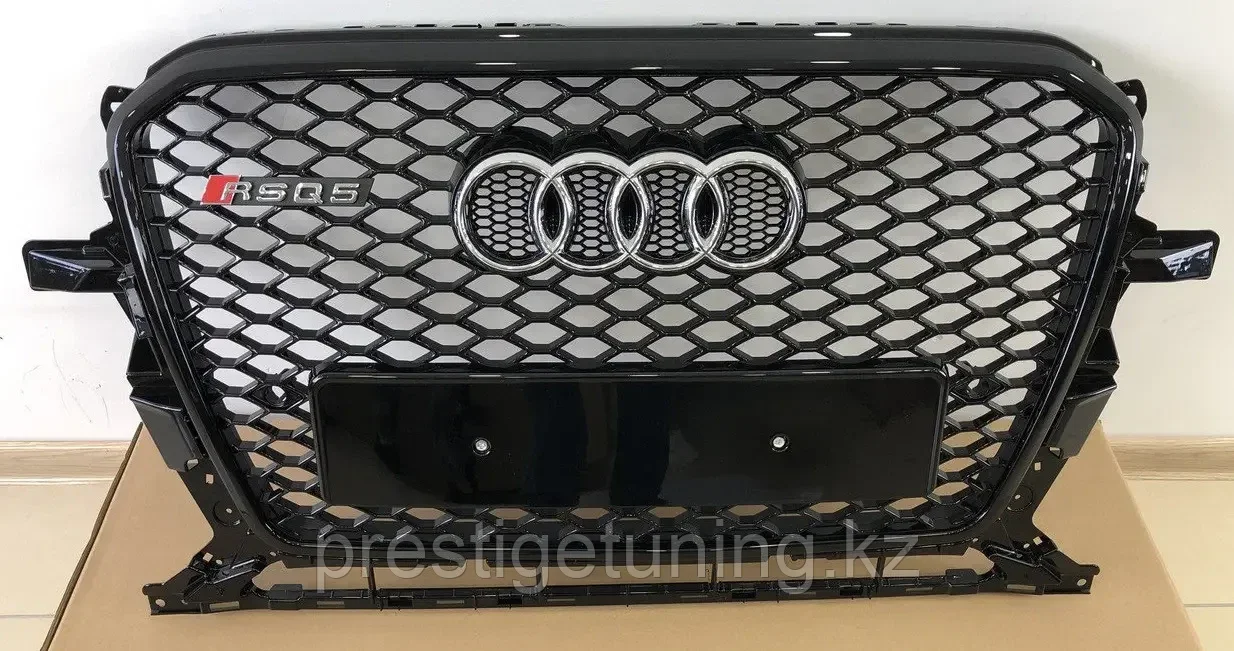 Решетка радиатора Audi Q5 I (8R) 2012-17 стиль RSQ5 (Черный цвет) - фото 3 - id-p100822102