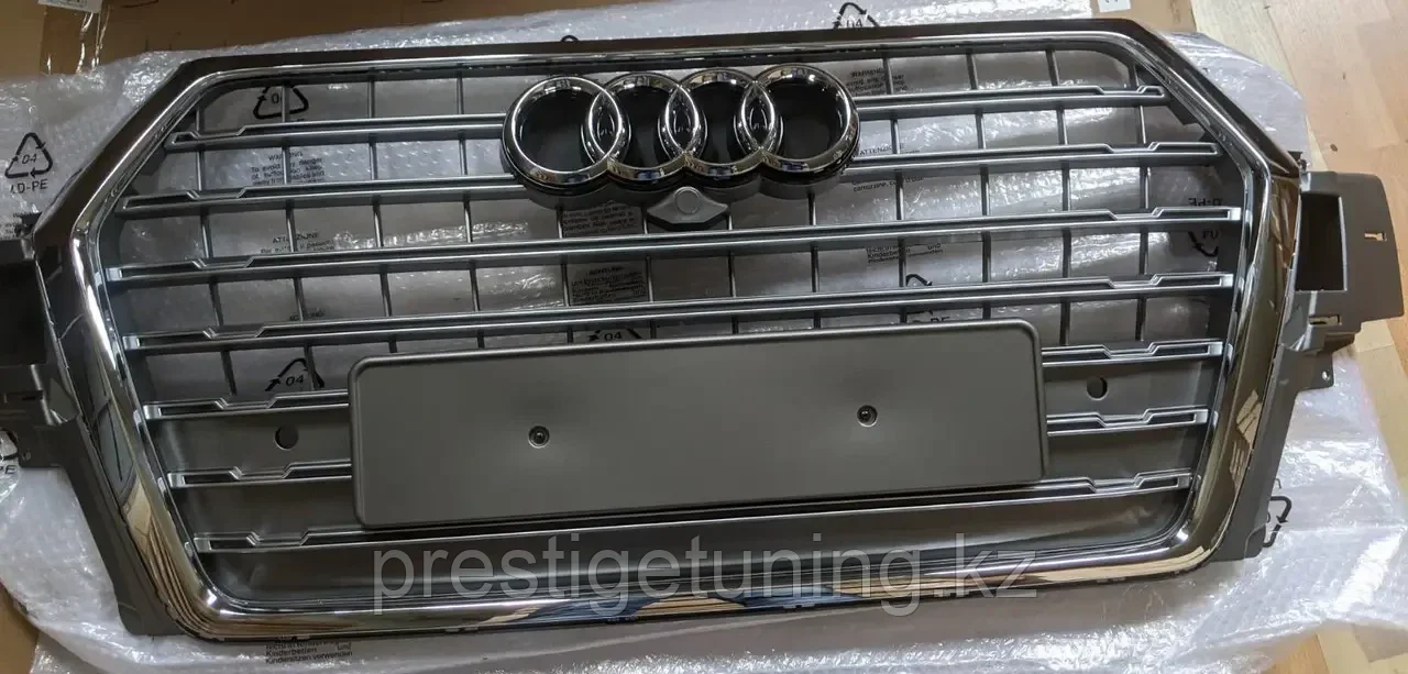 Решетка радиатора Audi Q7 II (4M) 2015-19 стиль SQ7 (Серебро), фото 1