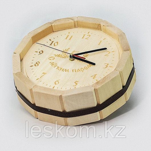 Часы с гравировкой Липа ЛЮКС, в виде бочки