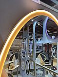 Овальное зеркало в золотистой раме из МДФ с внутренней парящей подсветкой 1130х780мм, фото 2