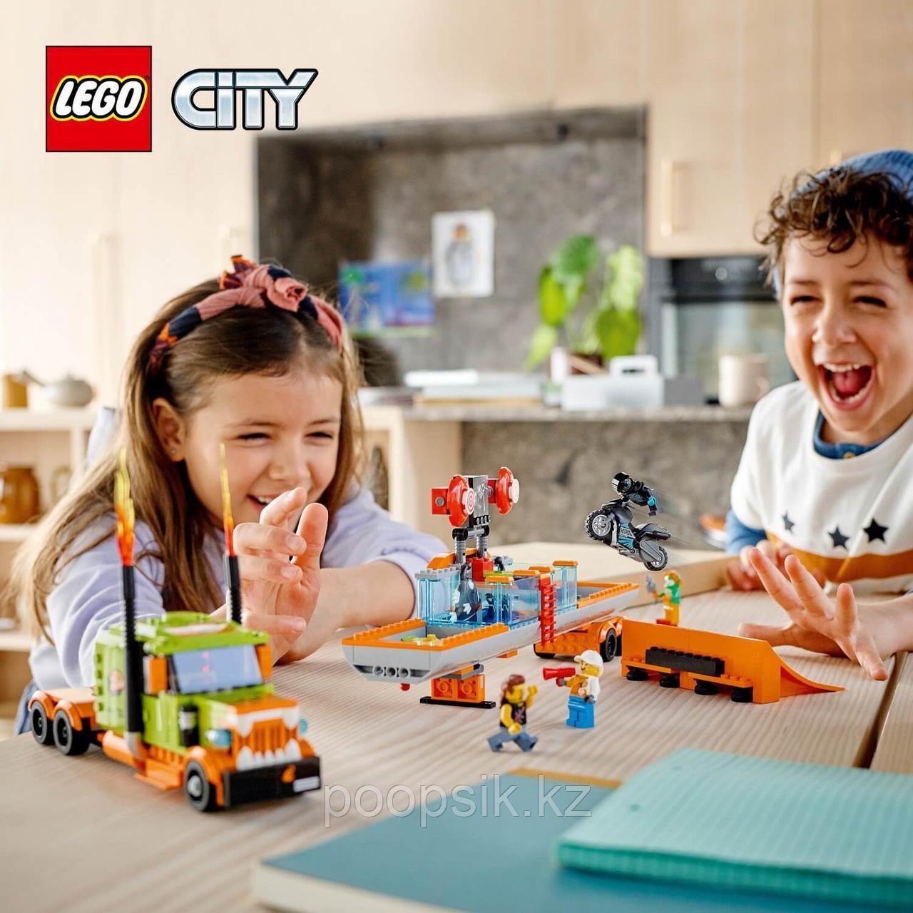 Lego City Грузовик для шоу каскадёров 60294 - фото 4 - id-p100861402