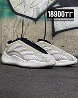 Кросс Adidas Yeezy 700 сер молоч 100-4 (жен), фото 1