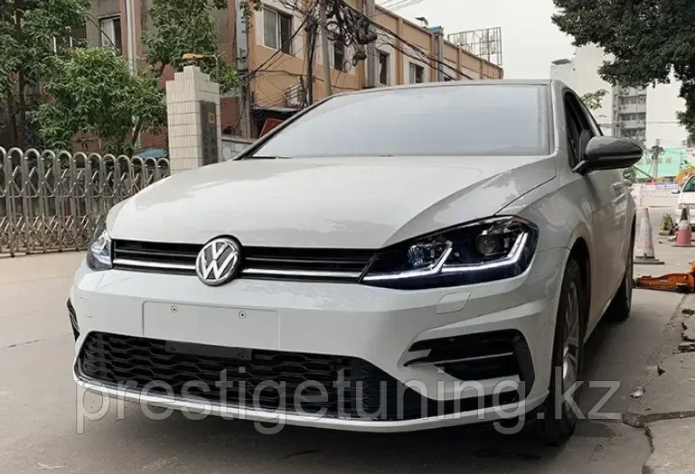 Передние фары на Volkswagen Golf (2017-19) VII дизайн GTI - фото 5 - id-p101069604